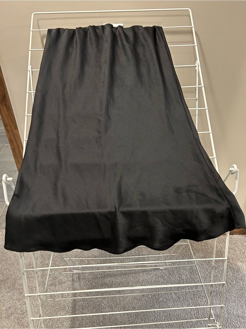 Halogen Black Satin Midi Skirt